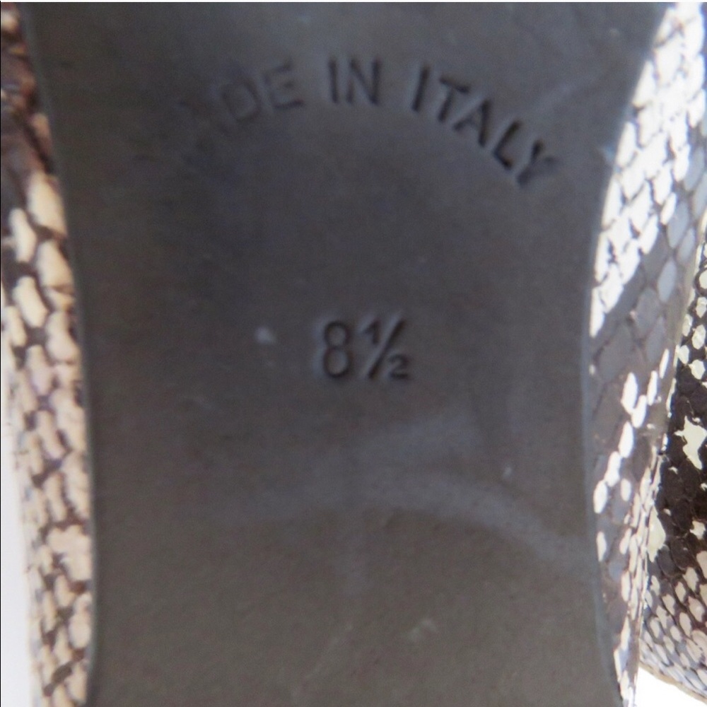 Shoes - Picture 2 of 8